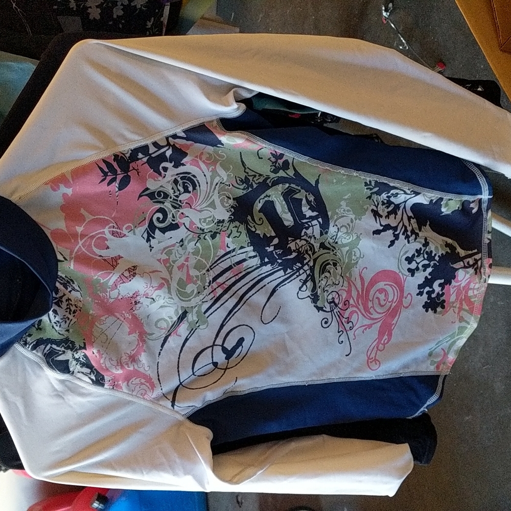 Girls 4 sport rash guard M